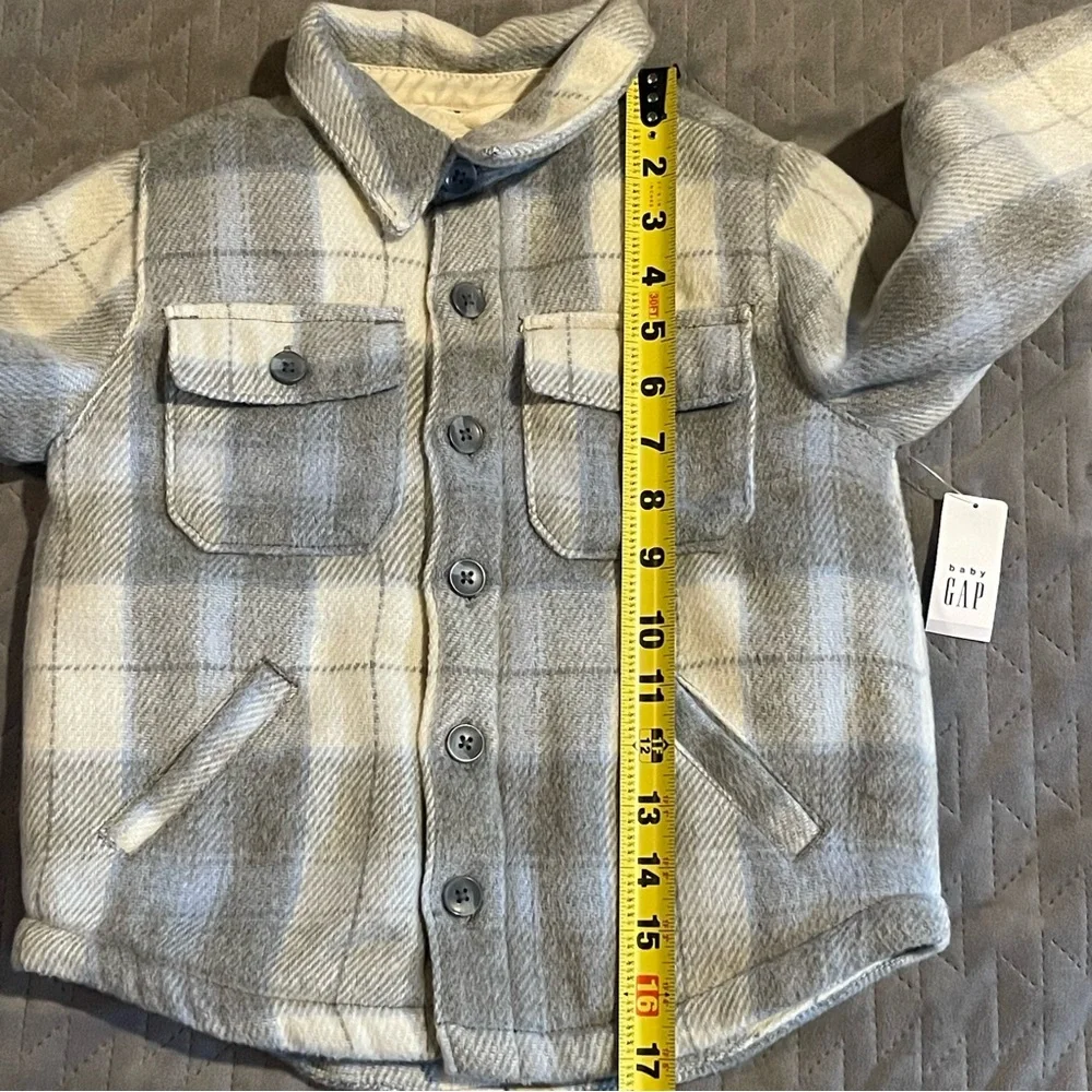 Baby Gap‎ sherpa lined flannel size 4t NWT